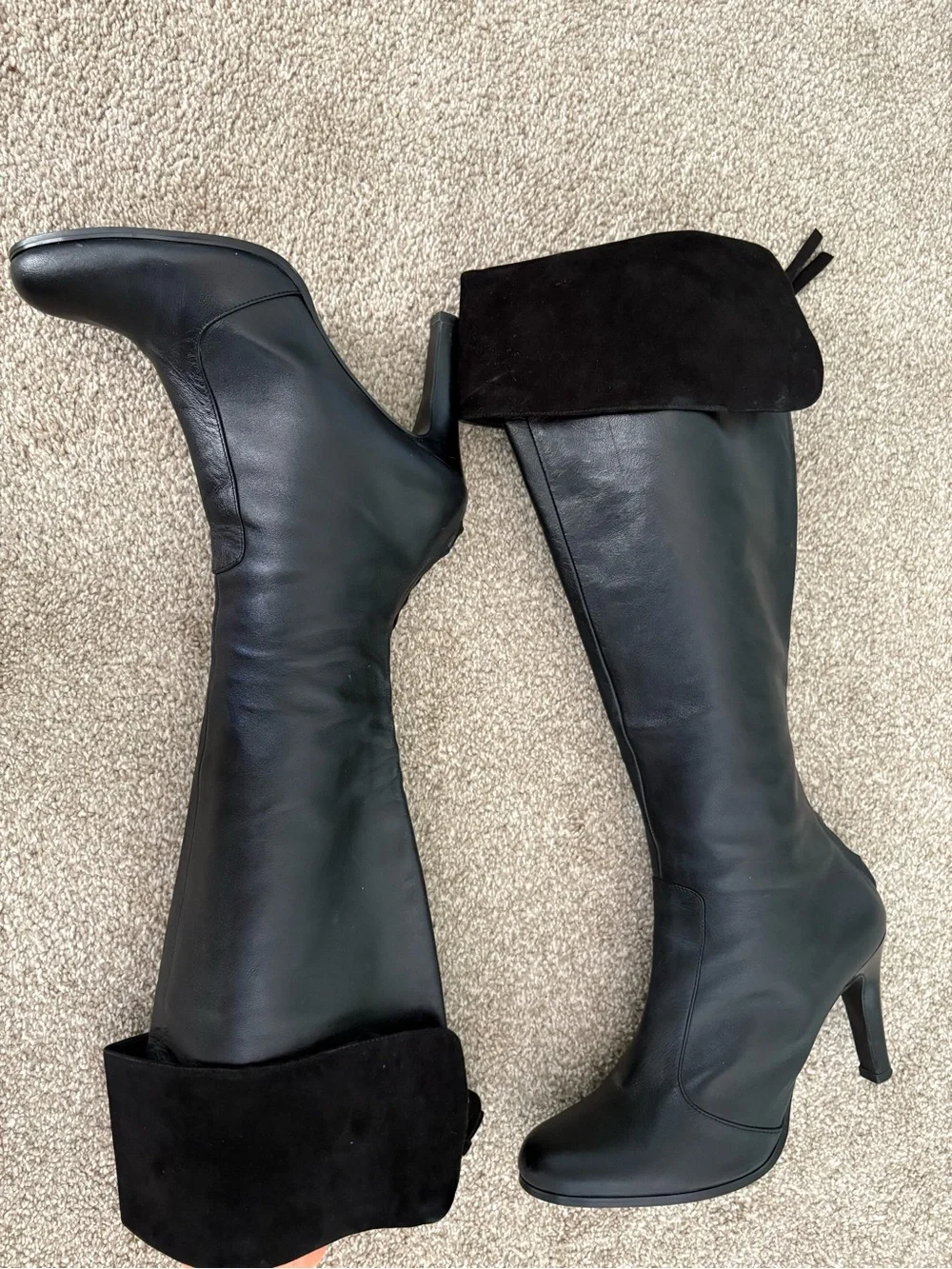 Lauren‎ Ralph Lauren Black Leather Knee-High Heeled Boots Suede Trim Size 7M